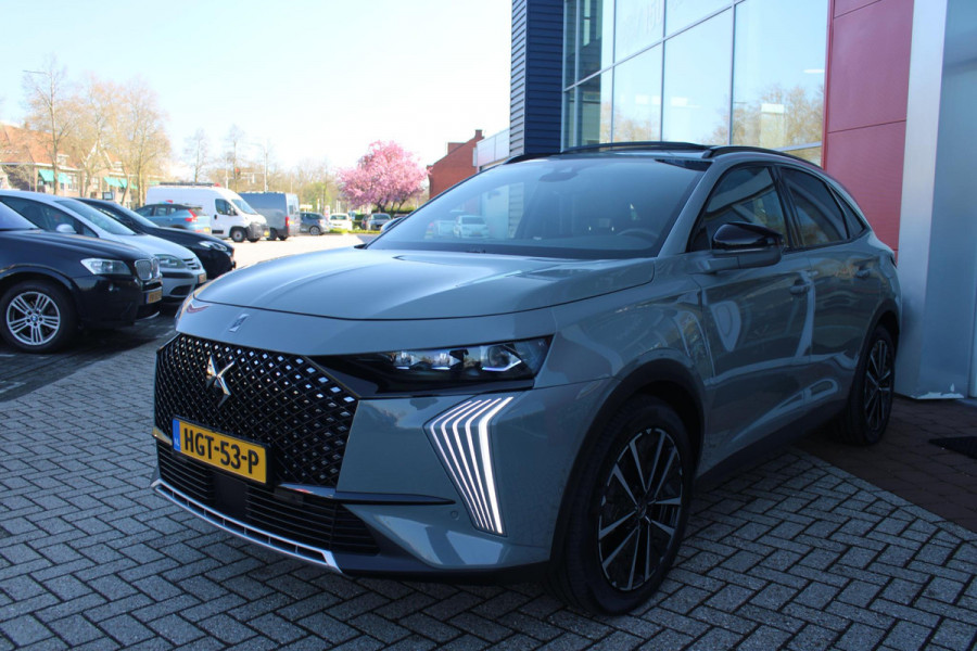 DS 7 1.6 PHEV 300PK 4x4 ETIOLE | PANORAMA SCHUIF/KANTEL DAK | NIGHT VISION | LEDEREN BEKLEDING "BLACK BASALT NAPPA LEDER" | STOEL/VOORRUIT VERWARMING | 19" LICHTMETALEN VELGEN | ALARM SYSTEEM | NAVIGATIE | DRAADLOZE APPLE CARPLAY/ANDROID AUTO | DRAADLOZE TELEFOONLADER | KEYLESS ENTRY/START | ELEKTRISCH BEDIENBARE VOORSTOELEN MET GEHEUGENFUNCTIE OP DE BESTUUDERSSTOEL | ELEKTRISCH BEDIENBARE ACHTERKLEP | DODEHOEK DETECTIE | ADAPTIVE CRUISE CONTROL | DAB+ RADIO | CAMERA VOOR + ACHTER |