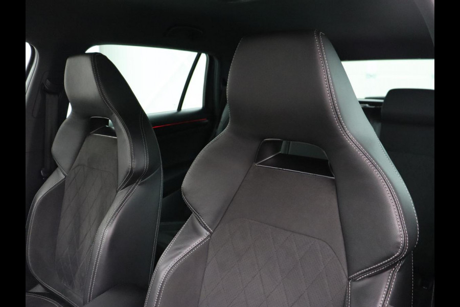 Škoda Kodiaq 1.5 TSI Sportline Business 7 Persoons | Stoelverwarming | Adaptive cruise | Alcantara | Matrix LED | Carplay | Keyless | Camera | Virtual Cockpit | Side Assist | Sfeerverlichting | Navigatie