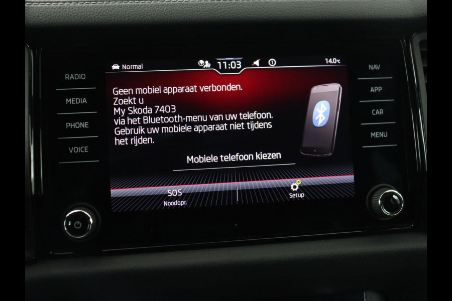 Škoda Kodiaq 1.5 TSI Sportline Business 7 Persoons | Stoelverwarming | Adaptive cruise | Alcantara | Matrix LED | Carplay | Keyless | Camera | Virtual Cockpit | Side Assist | Sfeerverlichting | Navigatie