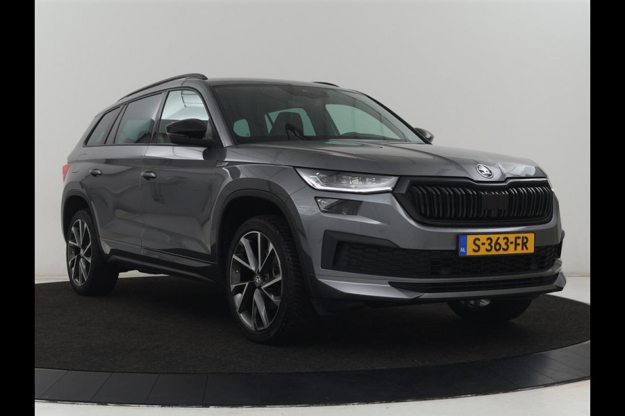 Škoda Kodiaq 1.5 TSI Sportline Business 7 Persoons | Stoelverwarming | Adaptive cruise | Alcantara | Matrix LED | Carplay | Keyless | Camera | Virtual Cockpit | Side Assist | Sfeerverlichting | Navigatie