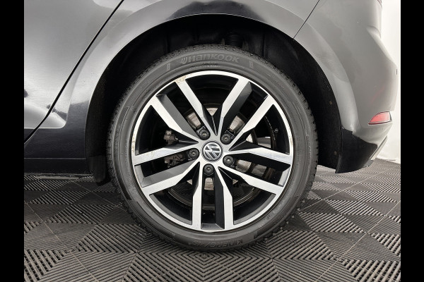 Volkswagen e-Golf (INCL-BTW) *HEATPUMP | LEATHER | ADAPTIVE-CRUISE | FULL-LED | DYNAUDIO | BLINDSPOT | DIGI-COCKPIT | NAVI-FULLMAP | CAMERA | KEYLESS | ECC | CCS-FASTLOADER | PDC | 17''ALU*