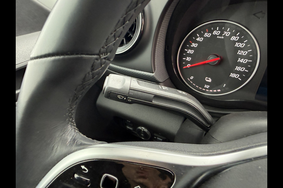 Mercedes-Benz eCitan 112 Pro 51 kWh L2 284 WLTP 98,3% (SOH) MBUX Trekhaak 75kW Snelladen Apple Carplay Cruise Control Stoelverwarming Stuurverwarming Laadkabel