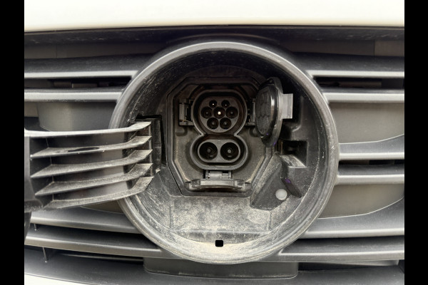 Mercedes-Benz eCitan 112 Pro 51 kWh L2 284 WLTP 98,3% (SOH) MBUX Trekhaak 75kW Snelladen Apple Carplay Cruise Control Stoelverwarming Stuurverwarming Laadkabel