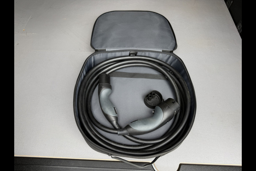 Mercedes-Benz eCitan 112 Pro 51 kWh L2 284 WLTP 98,3% (SOH) MBUX Trekhaak 75kW Snelladen Apple Carplay Cruise Control Stoelverwarming Stuurverwarming Laadkabel