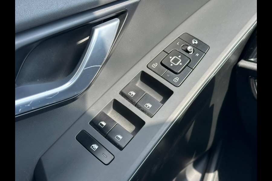 Kia Niro 1.6 GDi PHEV DynamicPlusLine |  Stoelverwarming | Elektrisch verstelbare stoelen met geheugen | Achteruitrijcamera | Adaptive cruise control