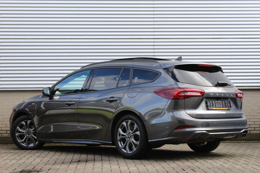 Ford FOCUS Wagon 1.0 EcoBoost Hybrid 155PK ST Line X | Panoramadak | Trekhaak | Matrix | Camera | Sync4