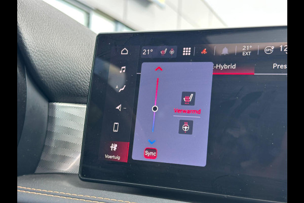 Alfa Romeo Tonale 1.3T PHEV Ti | 360 graden camera | Panoramadak | Stoelverwarming | Navigatiesysteem | Adaptive cruise control | Camera