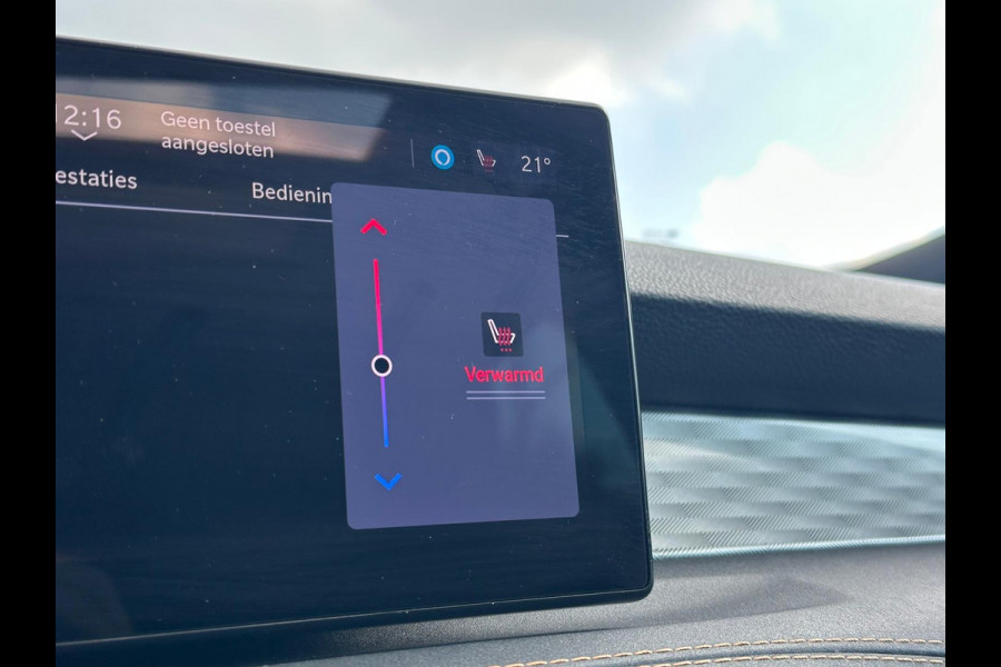 Alfa Romeo Tonale 1.3T PHEV Ti | 360 graden camera | Panoramadak | Stoelverwarming | Navigatiesysteem | Adaptive cruise control | Camera