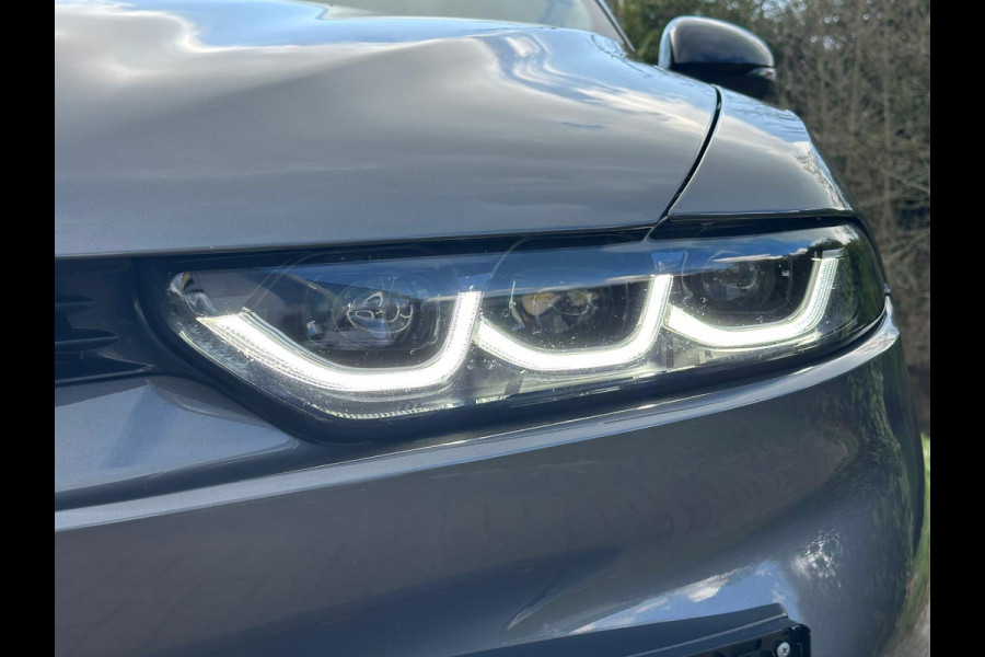 Alfa Romeo Tonale 1.3T PHEV Ti | 360 graden camera | Panoramadak | Stoelverwarming | Navigatiesysteem | Adaptive cruise control | Camera