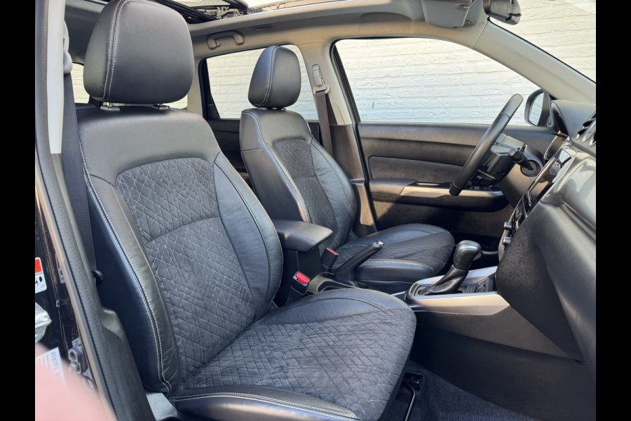 Suzuki Vitara 1.5 Hybrid Automaat Full led Panorama Clima Dab+ Carplay Camera Trekhaak Keyless