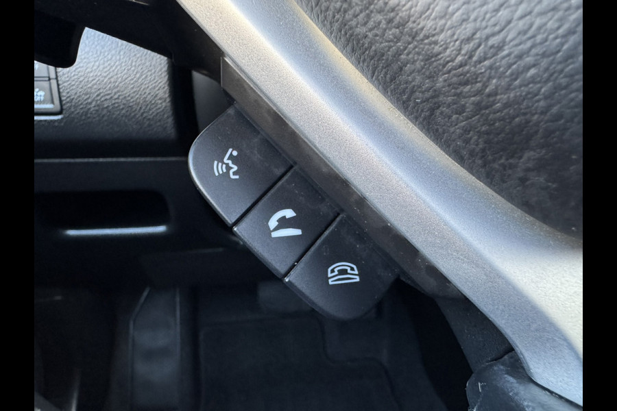 Suzuki Vitara 1.5 Hybrid Automaat Full led Panorama Clima Dab+ Carplay Camera Trekhaak Keyless