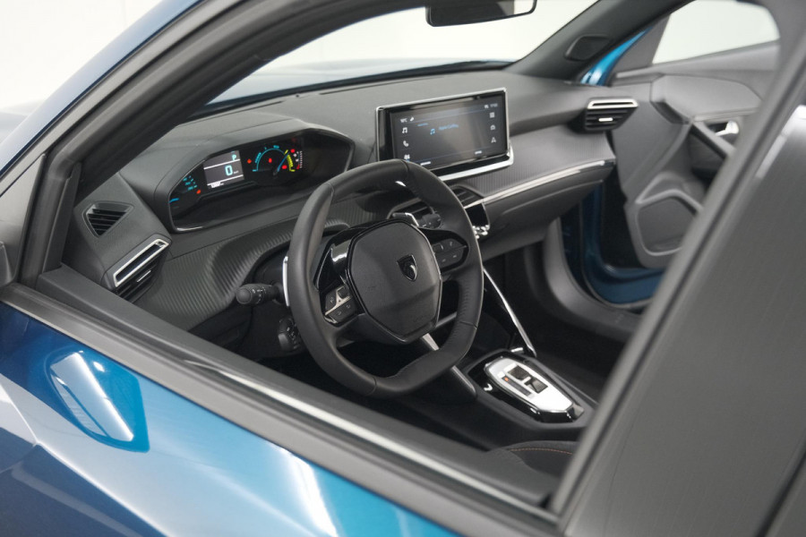 Peugeot 2008 Hybrid 136 e-DCS6 Style | Apple Carplay | Parkeersensoren | Climate control