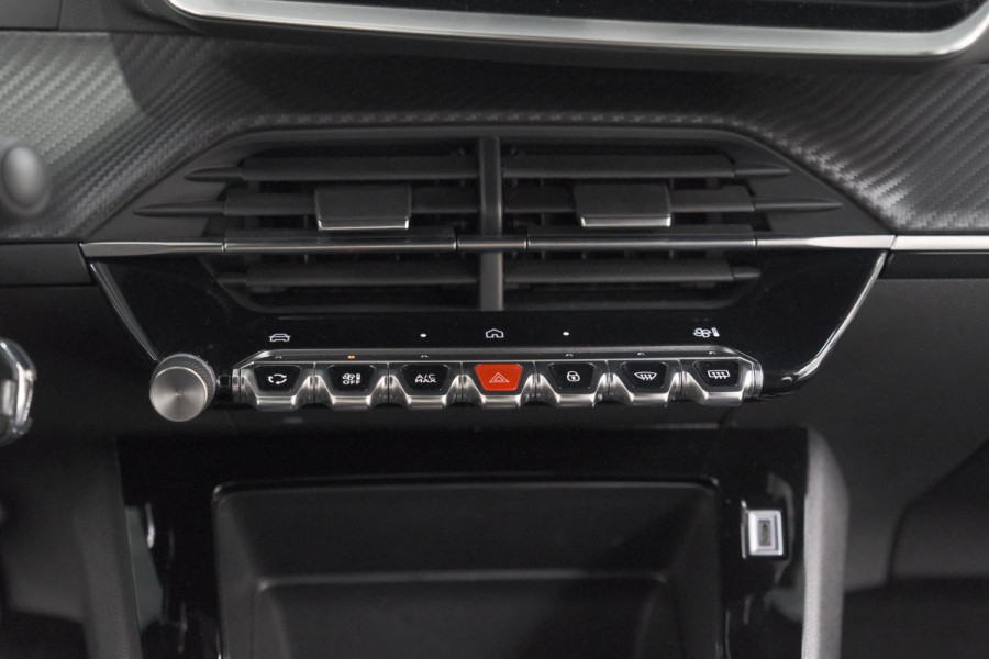 Peugeot 2008 Hybrid 136 e-DCS6 Style | Apple Carplay | Parkeersensoren | Climate control