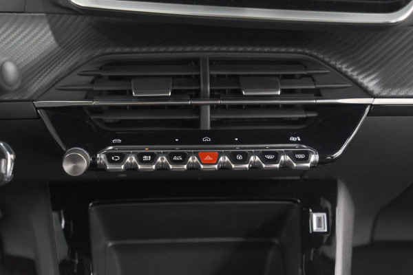 Peugeot 2008 Hybrid 136 e-DCS6 Style | Apple Carplay | Parkeersensoren | Climate control