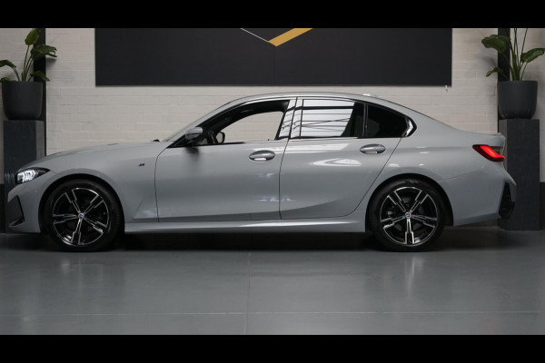 BMW 3 Serie 318i M-Sport AUTOMAAT-ALCANTARA-CARPLAY-CRUISE-DAB-LED-NAVI-M BROOKLYN GREY-SHADOW LINE-Etc.