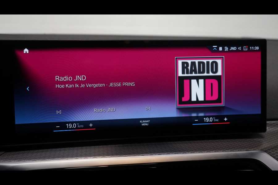 BMW 3 Serie 318i M-Sport AUTOMAAT-ALCANTARA-CARPLAY-CRUISE-DAB-LED-NAVI-M BROOKLYN GREY-SHADOW LINE-Etc.