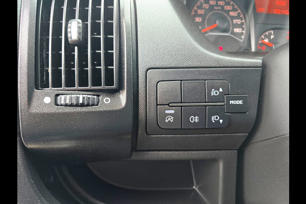 Peugeot Boxer 435 2.2 BlueHDi L4 H3 - 165 Pk - Euro 6 - Airco - ParkeerCamera - Laadklep