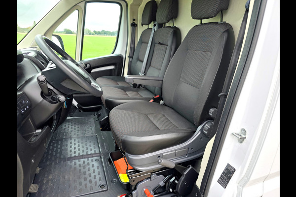 Peugeot Boxer 435 2.2 BlueHDi L4 H3 - 165 Pk - Euro 6 - Airco - ParkeerCamera - Laadklep
