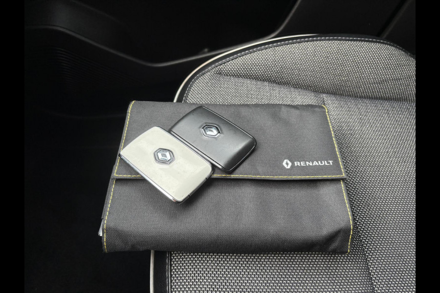 Renault Captur 1.3 TCe 130 Intens | Sfeerverlichting | Automaat | Parkeer camera | Keyless