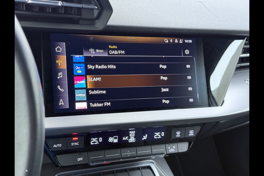 Audi A3 Sportback 30TFSI m.Hybrid Automaat Apple Carplay Android Auto Adap.Cruise Navi Ecc Sportstoelen Pdc Cruise Control Advanced Edit Privacy Glas Lmv Led DAB Wifi Regensensor Rijstrooksensor Virtual Cockpit 1e Eigenaar Origineel Nederlandse Auto
