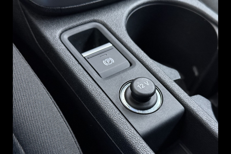 Audi A3 Sportback 30TFSI m.Hybrid Automaat Apple Carplay Android Auto Adap.Cruise Navi Ecc Sportstoelen Pdc Cruise Control Advanced Edit Privacy Glas Lmv Led DAB Wifi Regensensor Rijstrooksensor Virtual Cockpit 1e Eigenaar Origineel Nederlandse Auto