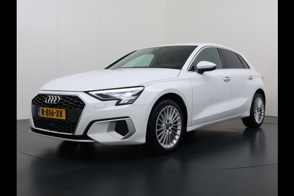 Audi A3 Sportback 30TFSI m.Hybrid Automaat Apple Carplay Android Auto Adap.Cruise Navi Ecc Sportstoelen Pdc Cruise Control Advanced Edit Privacy Glas Lmv Led DAB Wifi Regensensor Rijstrooksensor Virtual Cockpit 1e Eigenaar Origineel Nederlandse Auto