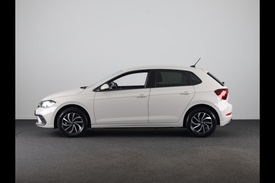 Volkswagen Polo 1.0 TSI Life Edition | Achteruitrijcamera | Airco | Navigatie | Apple carplay & android auto |