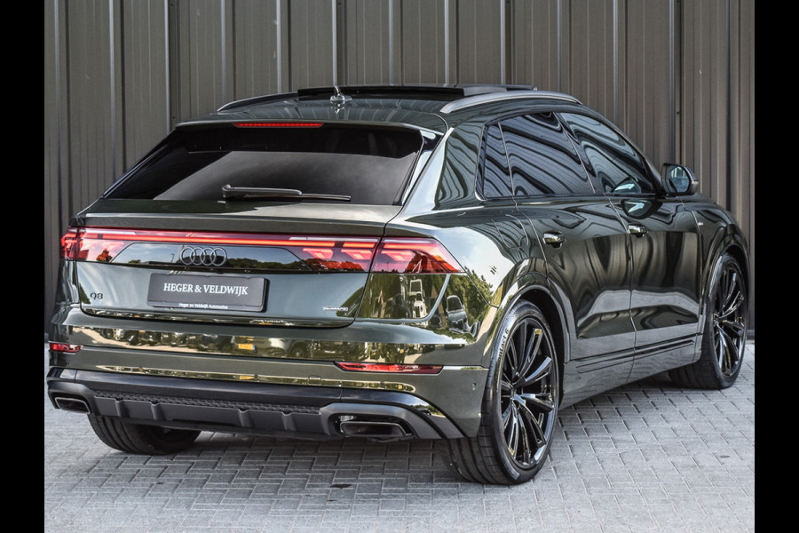 Audi Q8 60 TFSI e quattro Pro Line S Competition | B&O advanced | Audi exclusive | 5 jaar garantie | Panoramadak | massage stoelen | 4 wiel besturing | Alcantara hemel | Soft-close | Elektr. Trekhaak | Achteras besturing | Oled achterlichte