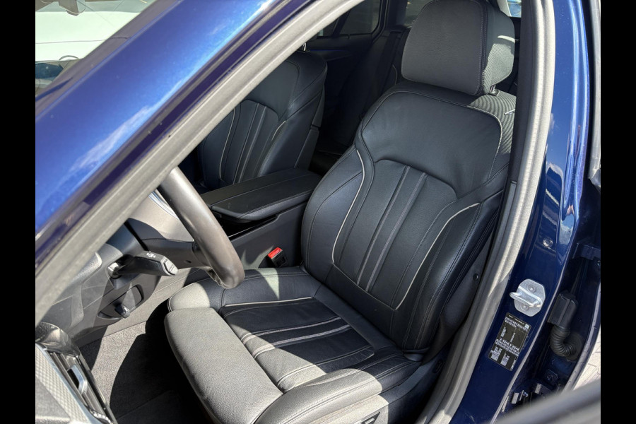 BMW 5 Serie Touring 520i High Executive Edition | M Pakket | Stoelverwarming | Memory | Dealer OH |