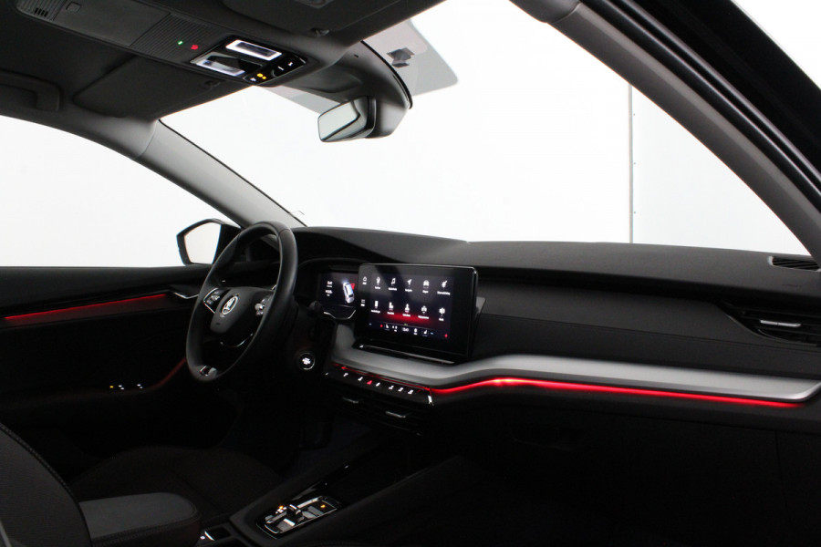 Škoda Octavia Combi 1.0 e-TSI Business > Trekhaak (zwenkbaar)/Camera/Stoelverwarming...