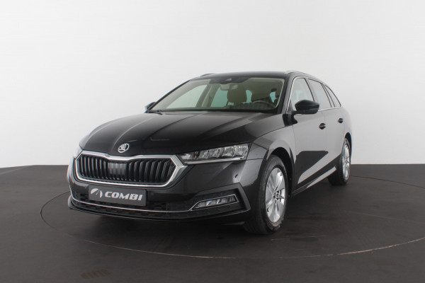 Škoda Octavia Combi 1.0 e-TSI Business > Trekhaak (zwenkbaar)/Camera/Stoelverwarming...