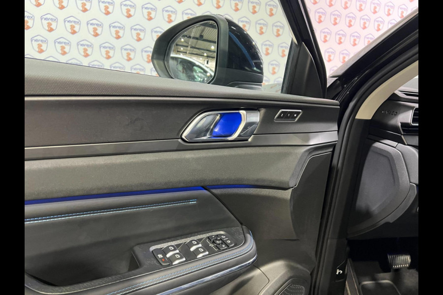 Lynk & Co 01 1.5/PANO/360CAM/AUTO-PILOT/MEMORY/APPLE-CARPLAY