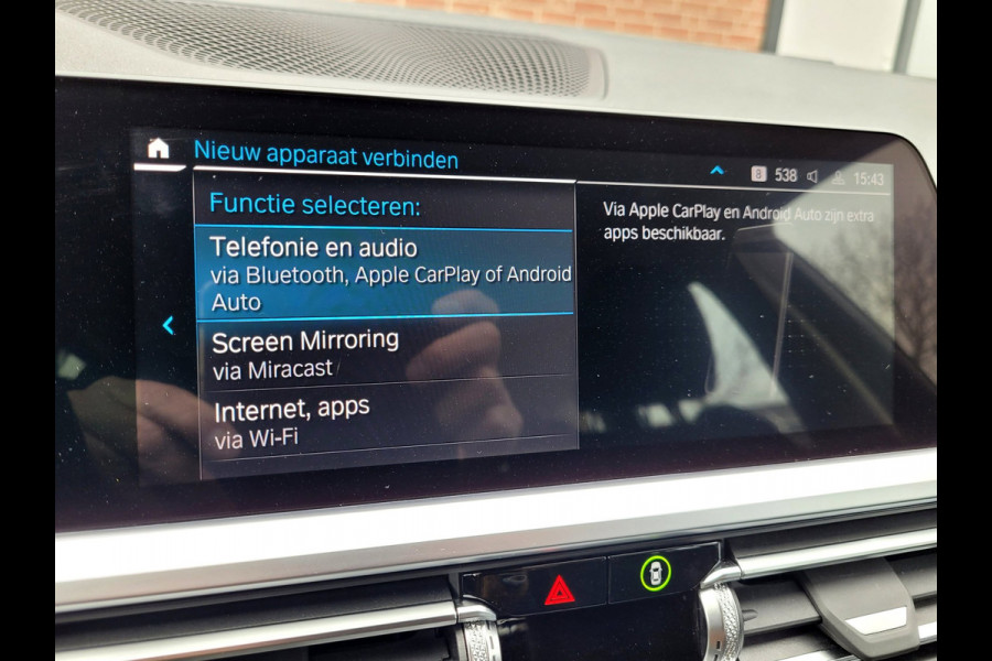 BMW 3 Serie 330E XDRIVE Sport - 360-cam, HUD, Laser, Drive Assist, Trekhaak, Keyless (292PK 1e Eig. BTW)