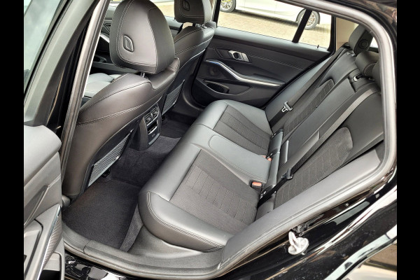 BMW 3 Serie 330E XDRIVE Sport - 360-cam, HUD, Laser, Drive Assist, Trekhaak, Keyless (292PK 1e Eig. BTW)