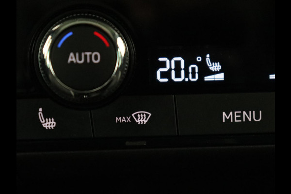 Škoda SCALA 1.0 TSI Business Edition | Panoramadak | Stoelverwarming | Adaptive cruise | Carplay | Full LED | Navigatie | Parkeerhulp | Climate control | DAB | Getint glas