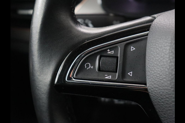 Škoda SCALA 1.0 TSI Business Edition | Panoramadak | Stoelverwarming | Adaptive cruise | Carplay | Full LED | Navigatie | Parkeerhulp | Climate control | DAB | Getint glas