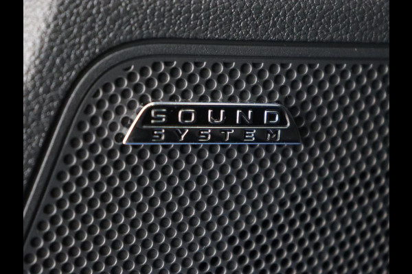 Škoda SCALA 1.0 TSI Business Edition | Panoramadak | Stoelverwarming | Adaptive cruise | Carplay | Full LED | Navigatie | Parkeerhulp | Climate control | DAB | Getint glas