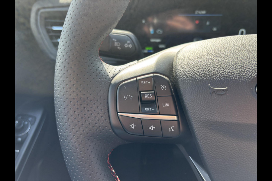 Ford Kuga 2.5 PHEV ST-Line | 243 PK | Winter Pack | Wegklapbare Trekhaak | Origineel Nederlandse auto | 2.100kg Trekgewicht