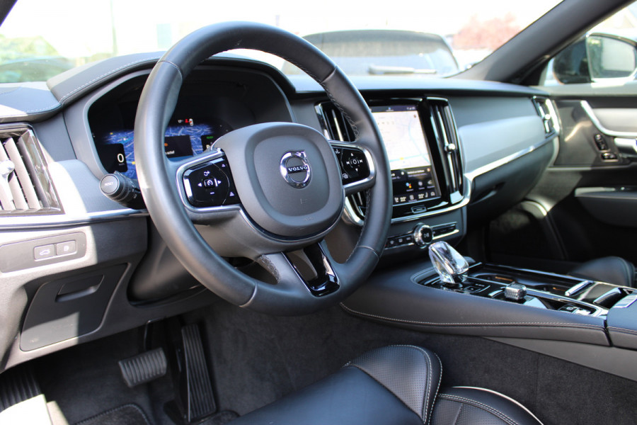 Volvo S90 2.0 T8 AWD Plus Dark | Schuifdak | Luchtvering | Long Range | Leder