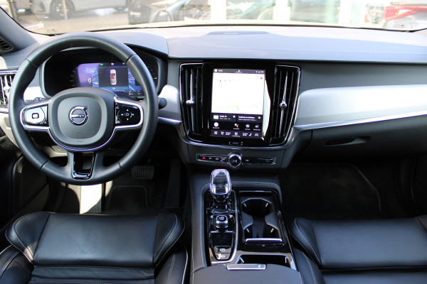 Volvo S90 2.0 T8 AWD Plus Dark | Schuifdak | Luchtvering | Long Range | Leder