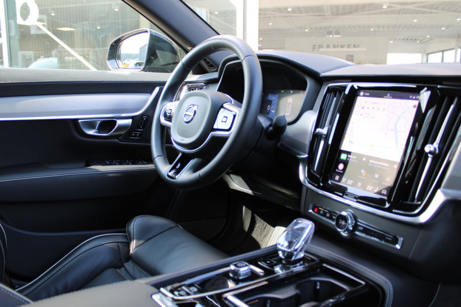 Volvo S90 2.0 T8 AWD Plus Dark | Schuifdak | Luchtvering | Long Range | Leder