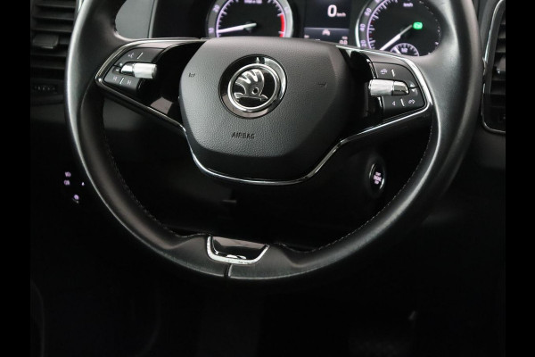 Škoda Karoq 1.5 TSI Business Edition Plus | Stoelverwarming | Trekhaak | Camera | Carplay | Navigatie | Keyless | Full LED | Verwarmde voorruit | Parkeerhulp | Climate control | DAB | Cruise control