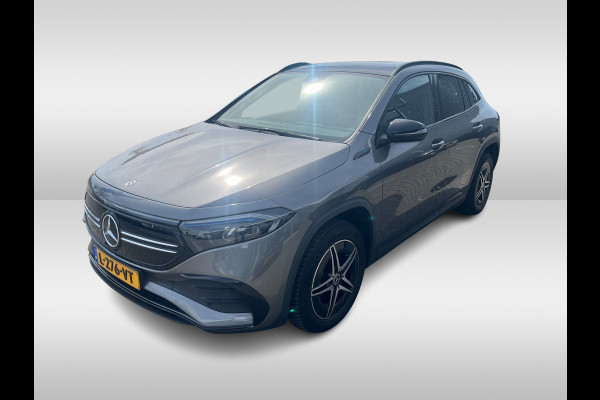 Mercedes-Benz EQA 250 Business Solution AMG 67 kWh / Panoramadak / Camera / CarPlay / 18'' / Stoelverwarming / Dodehoek / DAB / Cruise Control