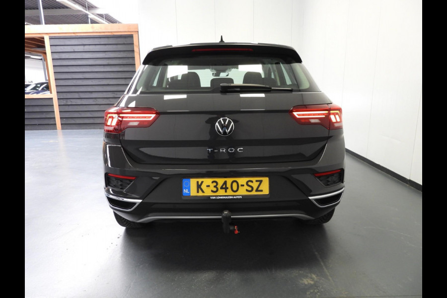Volkswagen T-Roc 1.5 TSI Sport NAVI/CAMERA/VIRTUAL/LED/TREKH./17"LMV!