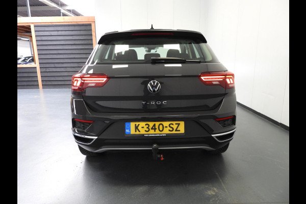 Volkswagen T-Roc 1.5 TSI Sport NAVI/CAMERA/VIRTUAL/LED/TREKH./17"LMV!