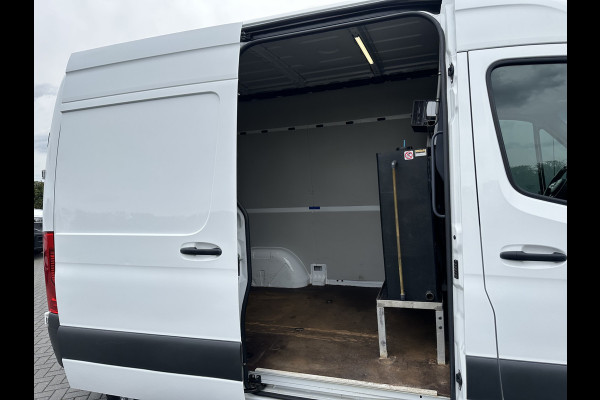 Mercedes-Benz Sprinter 314 CDI 143 PK AUTOMAAT / L1H2 / 1e EIGENAAR / CAMERA / GEVEERDE STOEL / BLIND SPOT / CRUISE / AIRCO