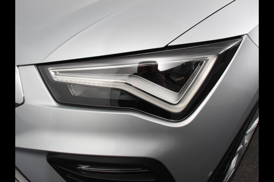 Seat Ateca 1.5 TSI 150pk Automaat Xperience | Navigatie | Apple Carplay / Android Auto | Camera | Parkeersensoren | Stoel-en stuurverwarming | Ledverlichting | Getinte ramen | Climate Control