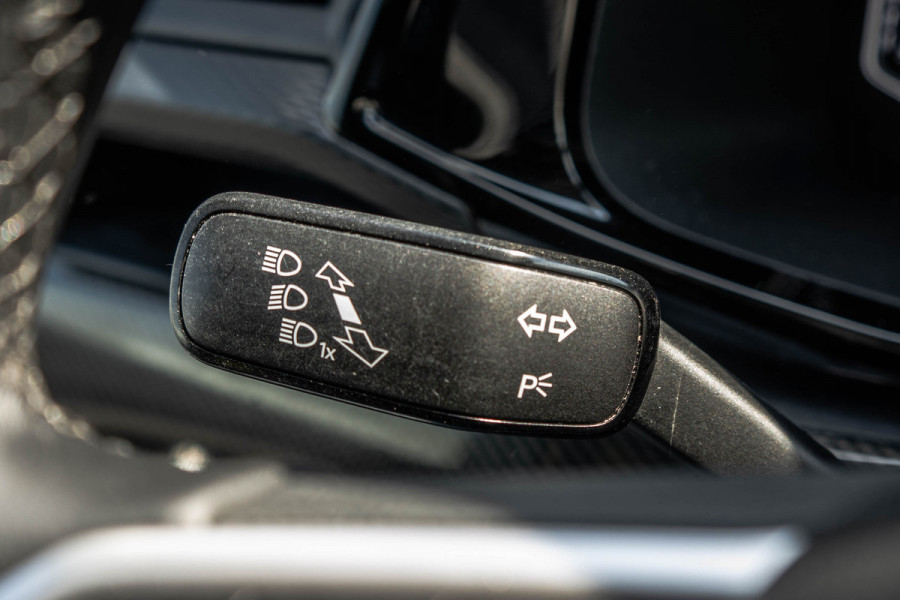 Volkswagen Transporter T6.1 2.0 TDI L2H1 | BULLI | 150 PK | Automaat | LED | Camera | Carplay | PDC | Zijschuifdeur L+R