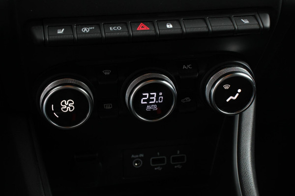 Renault Captur 1.0 TCe 100 Zen Renault Captur 1.0 TCe Zen | Navigatie | Cruise Control | Lane Assist | Stoelverwarming | Parkeersensoren | Spiegel Pakket |