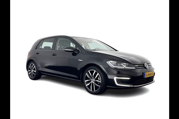 Volkswagen e-Golf (INCL-BTW) *HEATPUMP | LEATHER | ADAPTIVE-CRUISE | FULL-LED | DYNAUDIO | BLINDSPOT | DIGI-COCKPIT | NAVI-FULLMAP | CAMERA | KEYLESS | ECC | CCS-FASTLOADER | PDC | 17''ALU*
